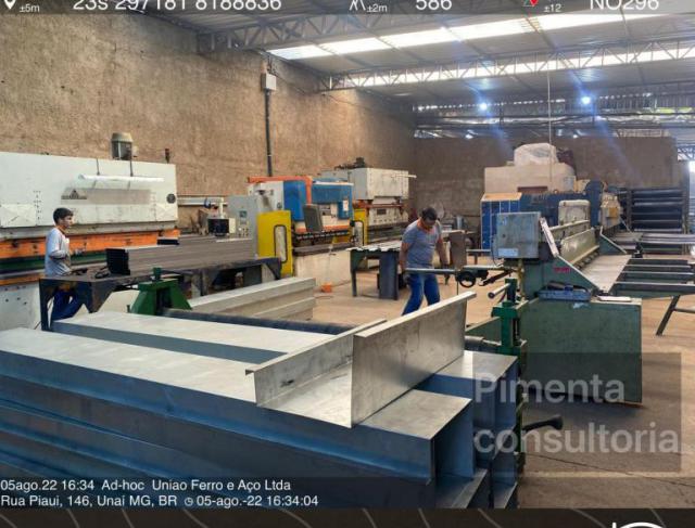 Licenciamento de fábrica/Confecção de chapas metálicas e componentes móveis de máquinas